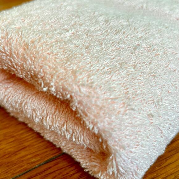 Vintage St. Mary’s Peach Hand Towel – 16” x 25.5”, 100% Cotton, Made in USA - Picture 7 of 13